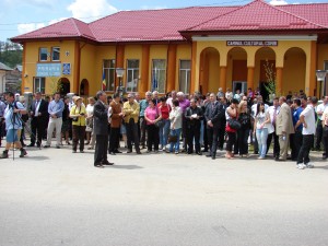 INAINTEA PARADEI